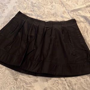 Black Express skirt with pockets